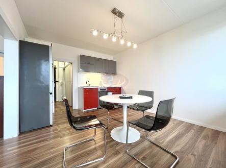 Pronájem bytu, 2+1, 60 m² obrázek