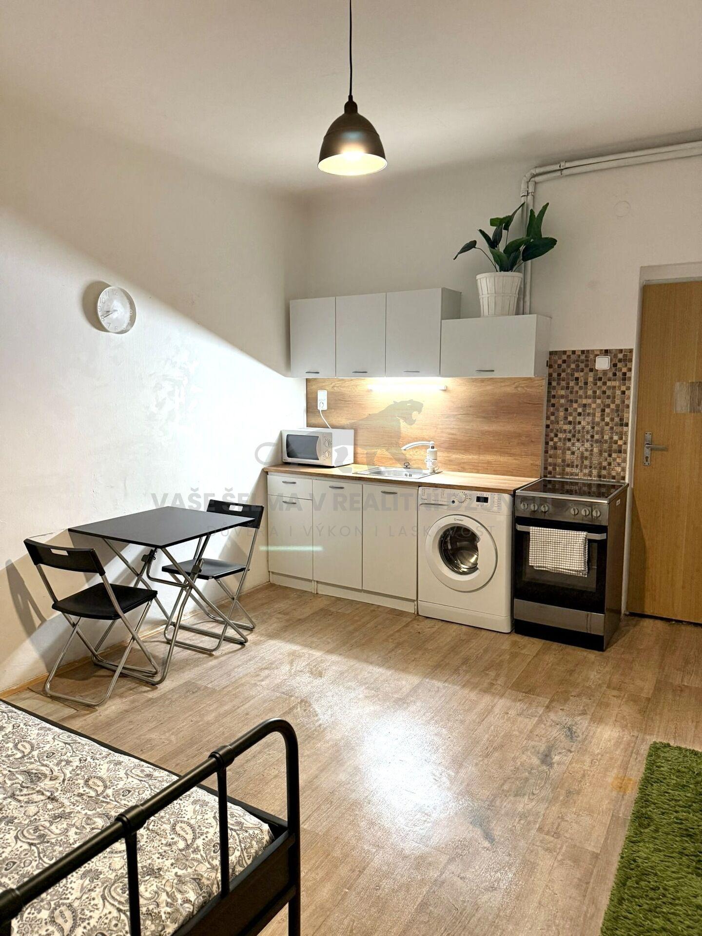 1+kk 36m2 u Anděla (kauce se neplatí)