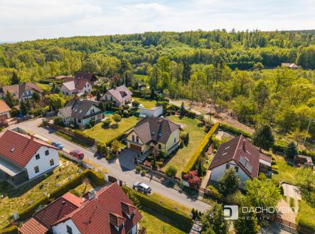 dji-20260505103805-0543-d.jpg | Prodej - dům/vila, 209 m²