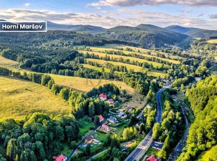 hlavní  | Prodej - pozemek pro bydlení, 7 551 m²