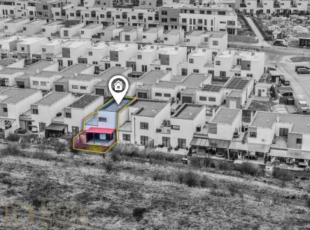 pohled ze zadu | Pronájem - dům/vila, 95 m²