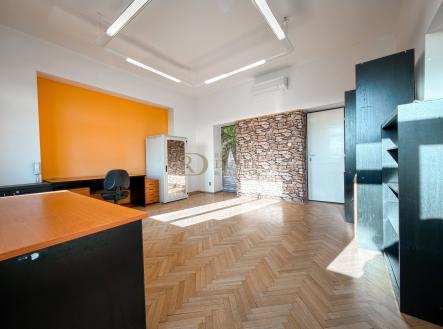 IMG_8976-2 | Pronájem - kanceláře, 34 m²