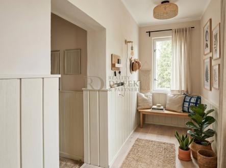 hf_20260422_222300_bf0b245e-0c79-45f5-8ccc-225d26cdd967 | Prodej - dům/vila, 165 m²