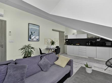 Pronájem bytu, 2+kk, 44 m² obrázek