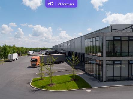 Pronájem - skladovací prostor, 5 325 m²