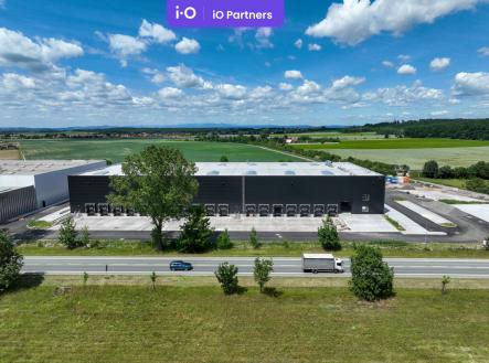 Pronájem - skladovací prostor, 2 953 m²