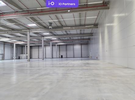 Pronájem - skladovací prostor