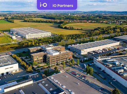 Pronájem - skladovací prostor, 2 821 m²