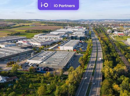 Pronájem - skladovací prostor, 2 821 m²