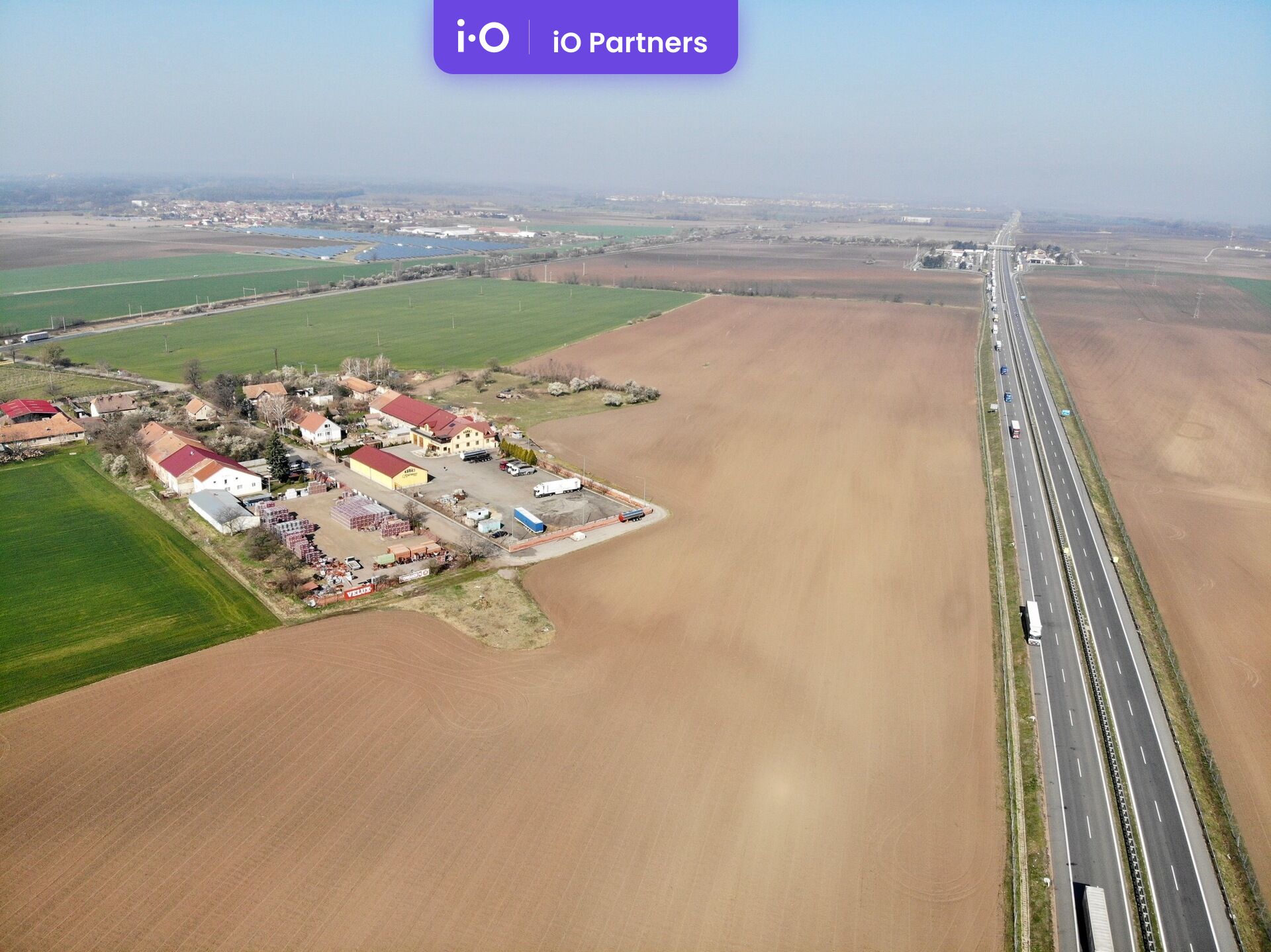 Prodej - výrobně/ skladovací areál, 12 400 m²