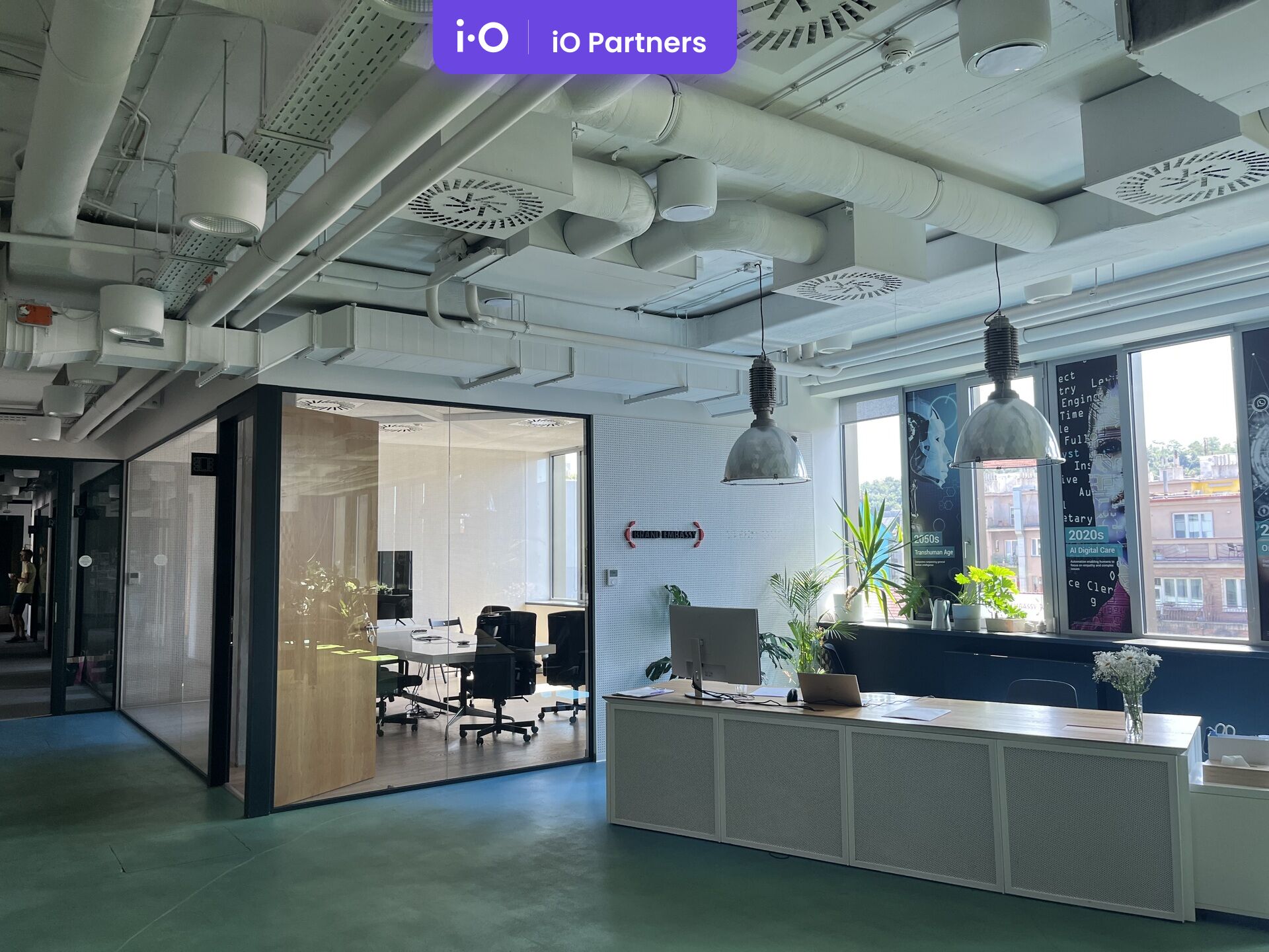 Podnájem kancelářských prostor v Karlíně - 289 m²