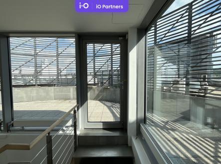 Pronájem - kanceláře, 1 180 m²