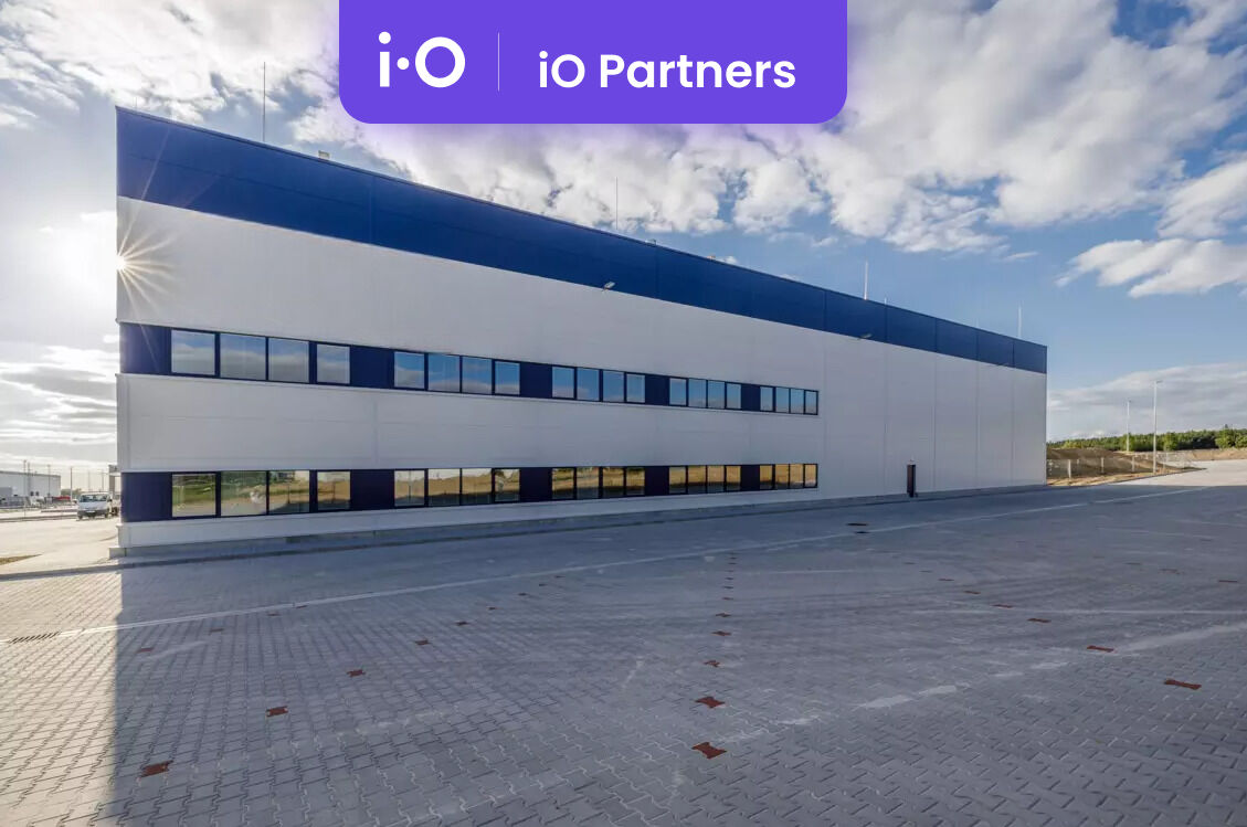 Pronájem - výrobně/ skladovací prostor, 5000 m² - 18 000  m²