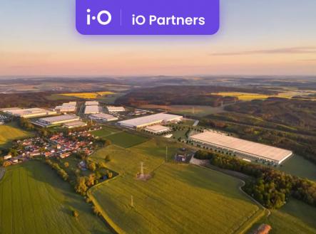 Pronájem - skladovací prostor, 17 600 m²