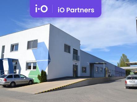 Pronájem - skladovací prostor, 640 m²