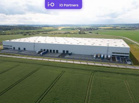Moderní nově postavené prostory nabízející prostor již od 2000m² | Pronájem - skladovací prostor, 2 000 m²