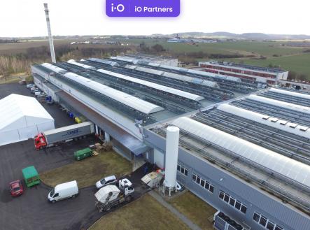 Pronájem - skladovací prostor, 1 075 m²