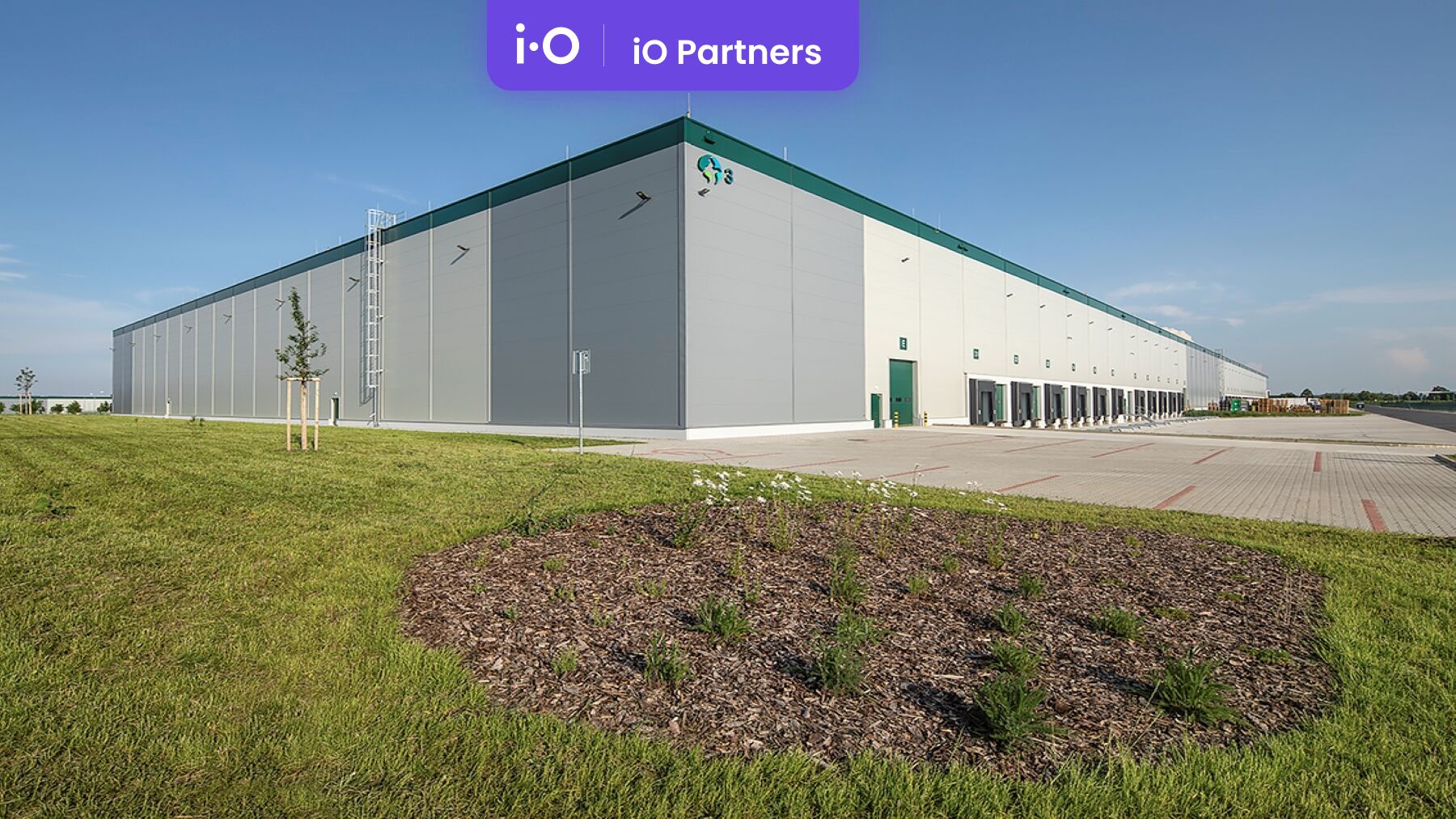 Pronájem - výrobně/ skladovací prostor, 2638 m²