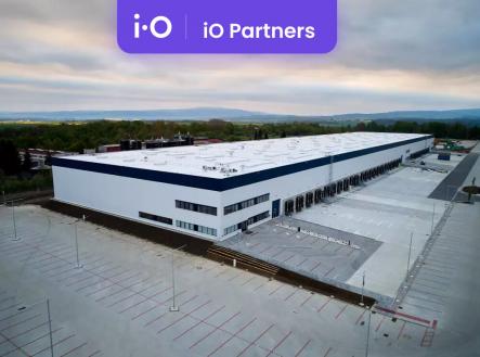 Pronájem - skladovací prostor, 11 000 m²
