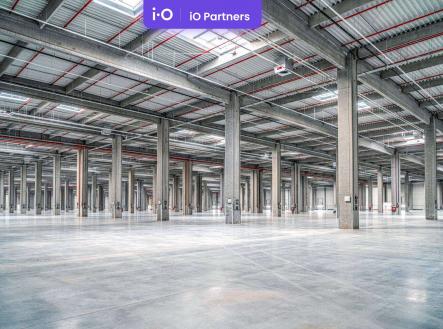 Pronájem - skladovací prostor, 37 517 m²