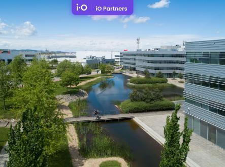 Pronájem - skladovací prostor, 9 622 m²