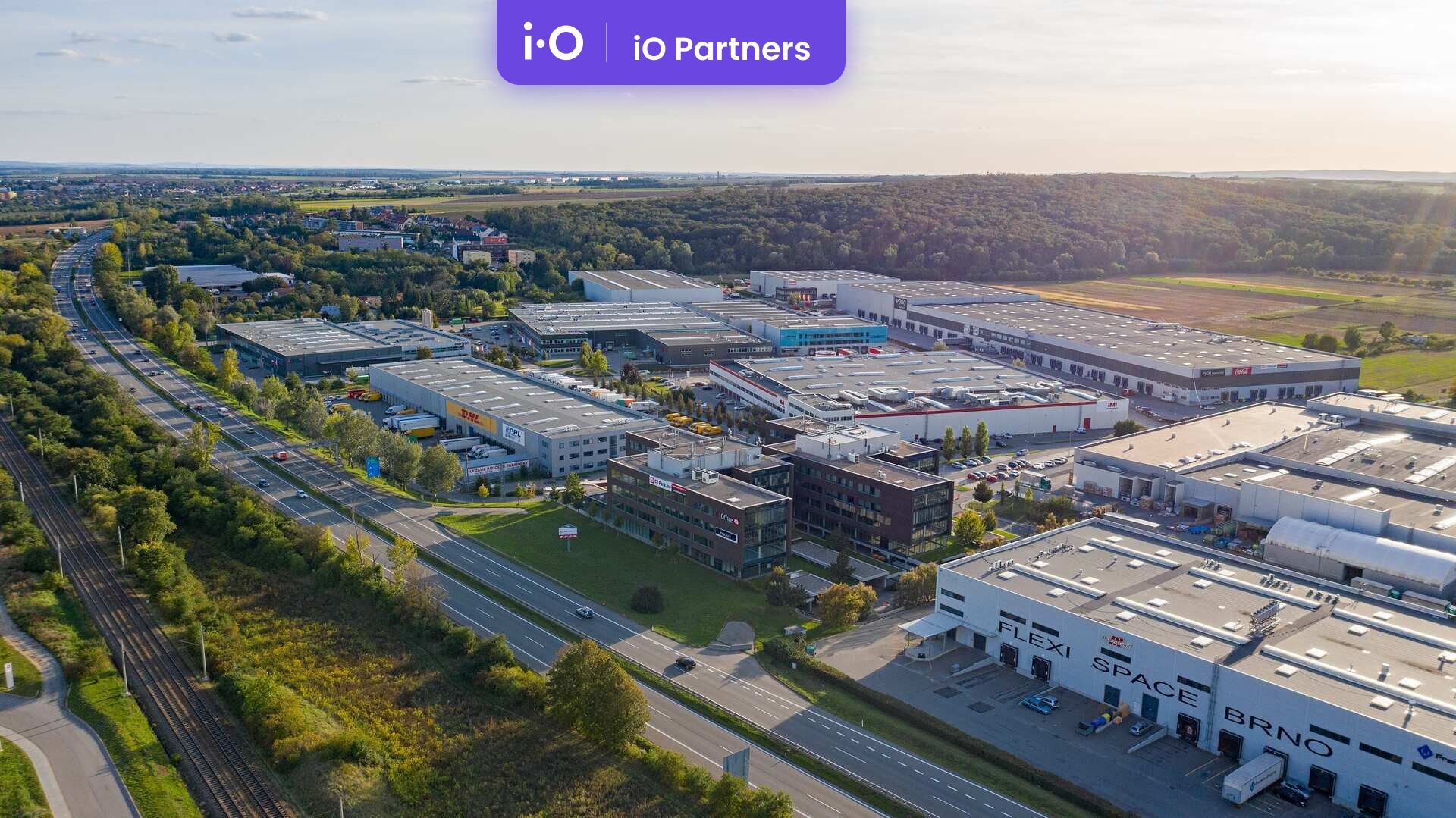 Pronájem - výrobně/ skladovací prostor, 5000 m² - 12 420 m²