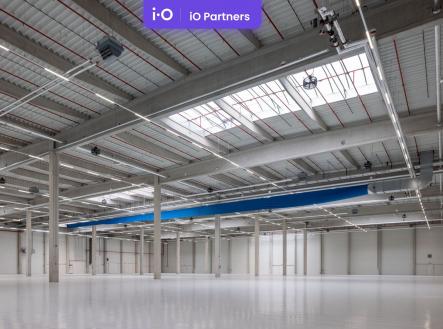 Pronájem - skladovací prostor, 4 890 m²