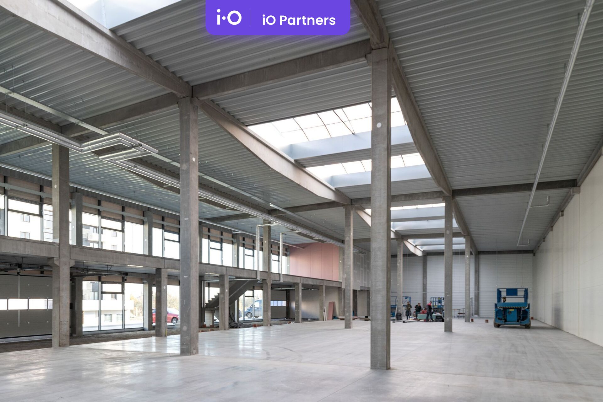 Pronájem - výrobně/ skladovací prostor, 935 m² - 5 119 m²