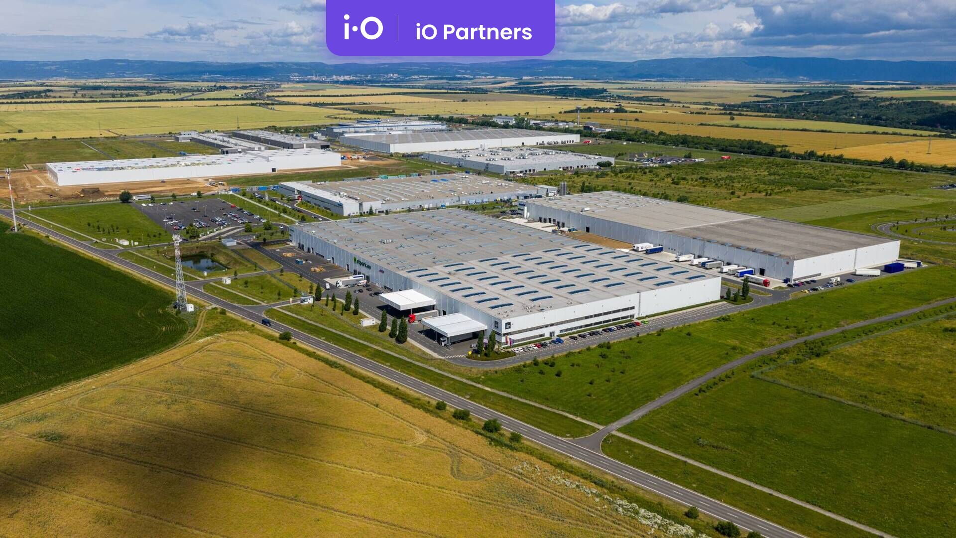 Pronájem - výrobně/ skladovací prostor, 4 000 m² - 47 560 m²