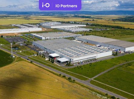 Pronájem - skladovací prostor, 47 560 m²