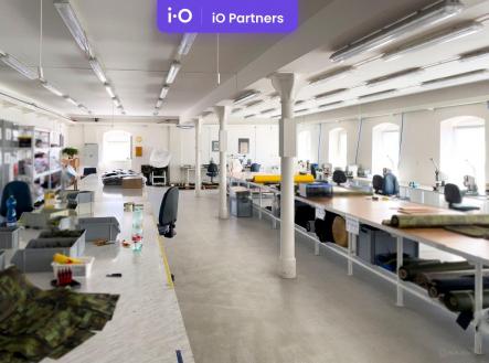 Pronájem - kanceláře, 500 m²