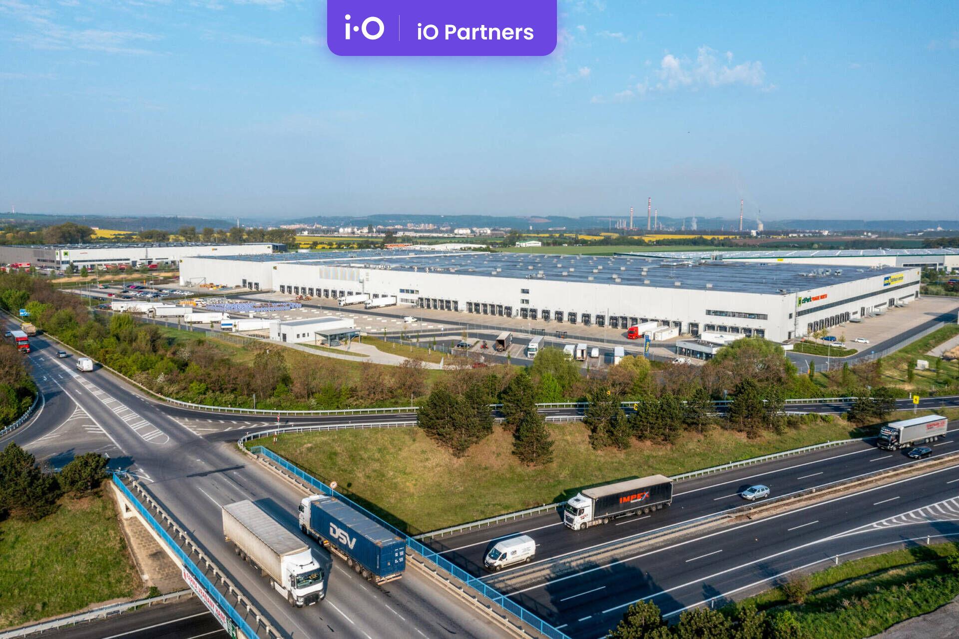 Pronájem - výrobně/ skladovací prostor, 1000 m² - 3512 m²