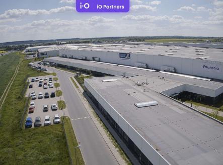 Pronájem - skladovací prostor