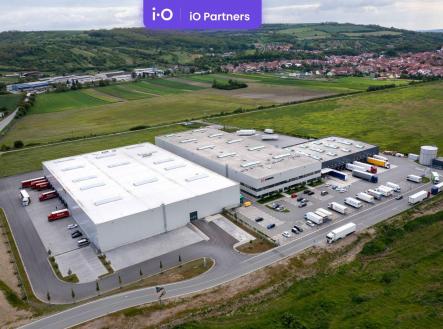 Pronájem - skladovací prostor