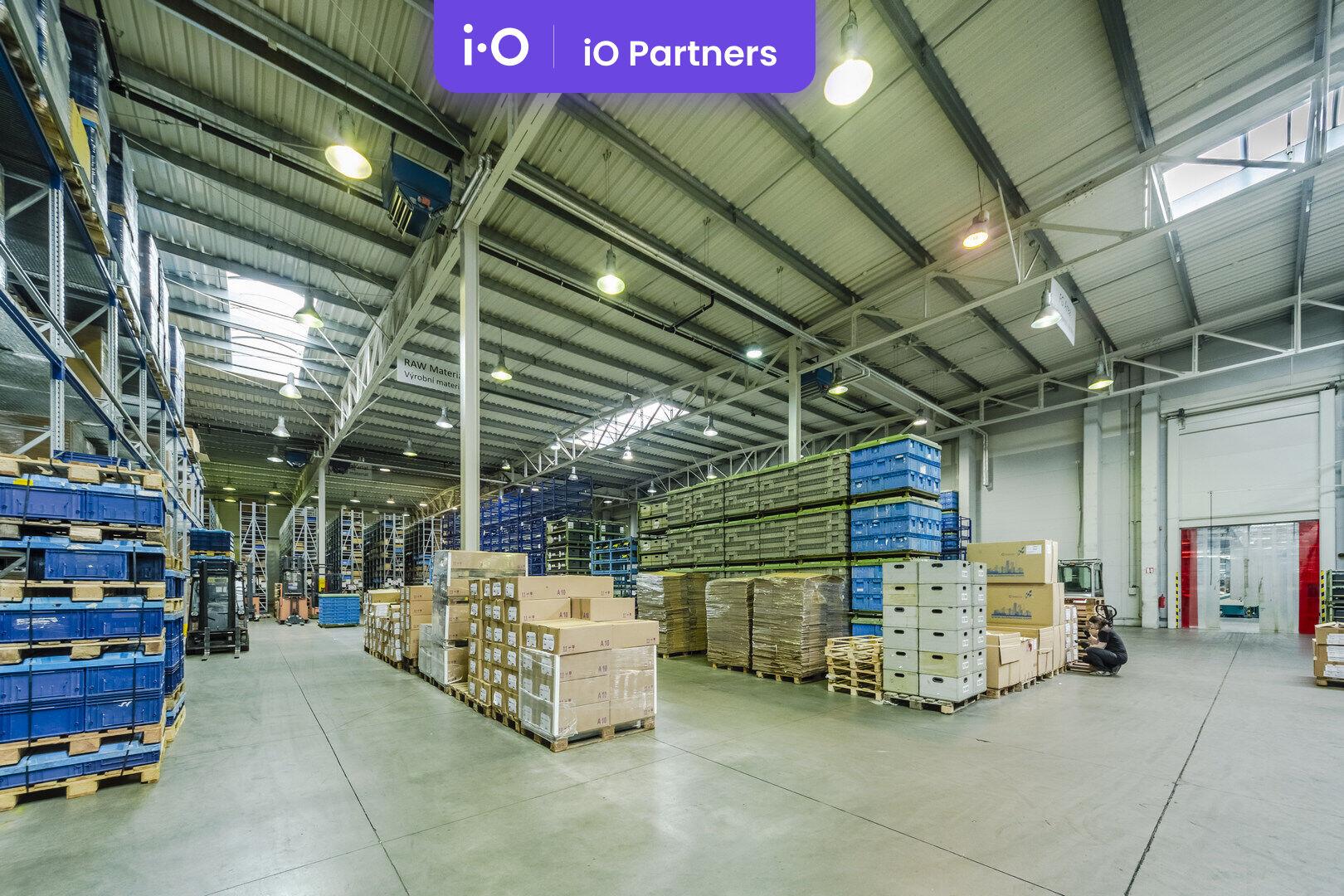 Pronájem - výrobně/ skladovací prostor, 1500 m² - 14500 m²