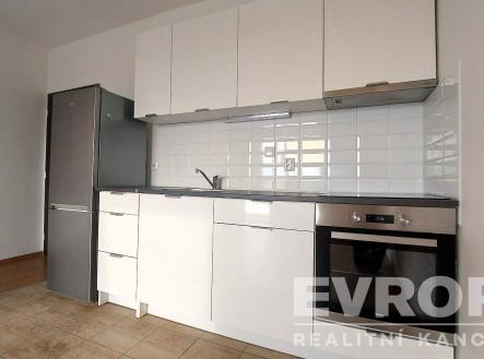 . | Prodej bytu, 1+kk, 31 m²