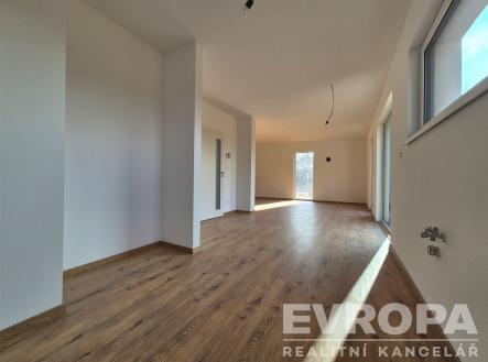 . | Prodej - dům/vila, 147 m²