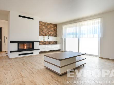   | Prodej - dům/vila, 384 m²