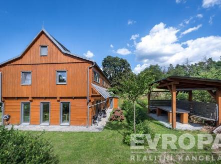 . | Prodej - dům/vila, 260 m²
