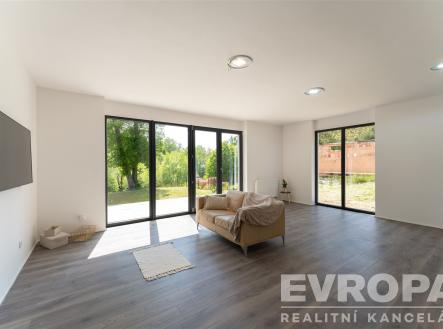 . | Prodej - dům/vila, 230 m²