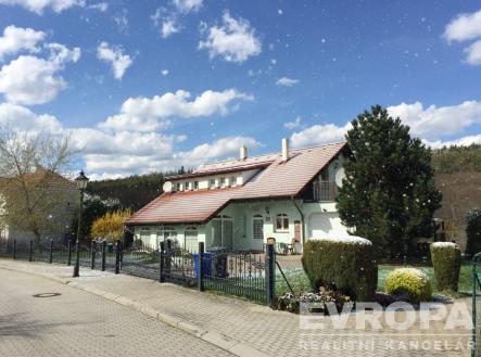 . | Prodej - dům/vila, 178 m²