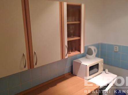 . | Pronájem bytu, 1+kk, 25 m²