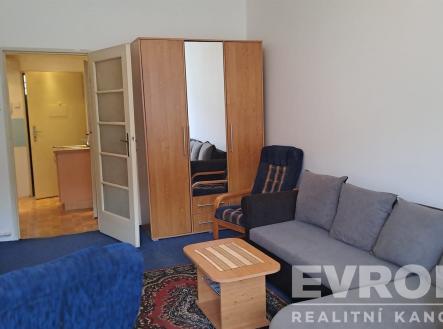 . | Pronájem bytu, 1+kk, 25 m²