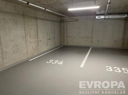 . | Pronájem - malý objekt/garáž