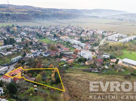 . | Prodej - nájemní dům, 958 m²