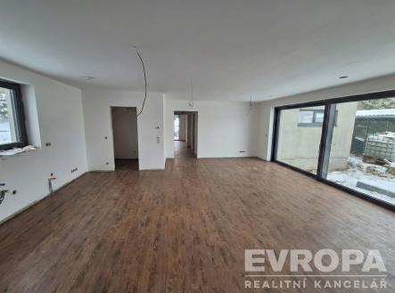 . | Prodej - dům/vila, 205 m²