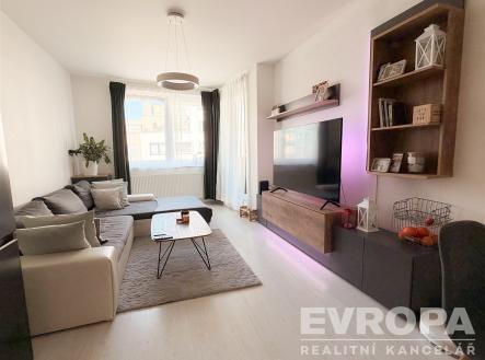 . | Pronájem bytu, 2+kk, 55 m²