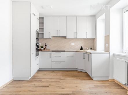 Pronájem bytu, 3+kk, 70 m²