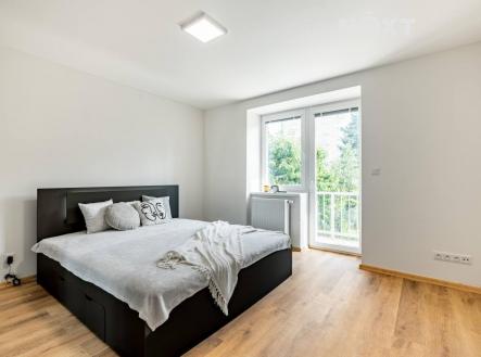 Pronájem bytu, 3+kk, 70 m²