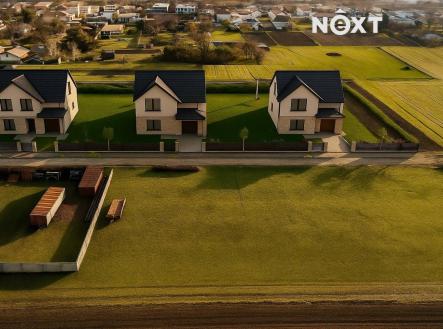 Prodej - pozemek pro bydlení, 4 530 m²